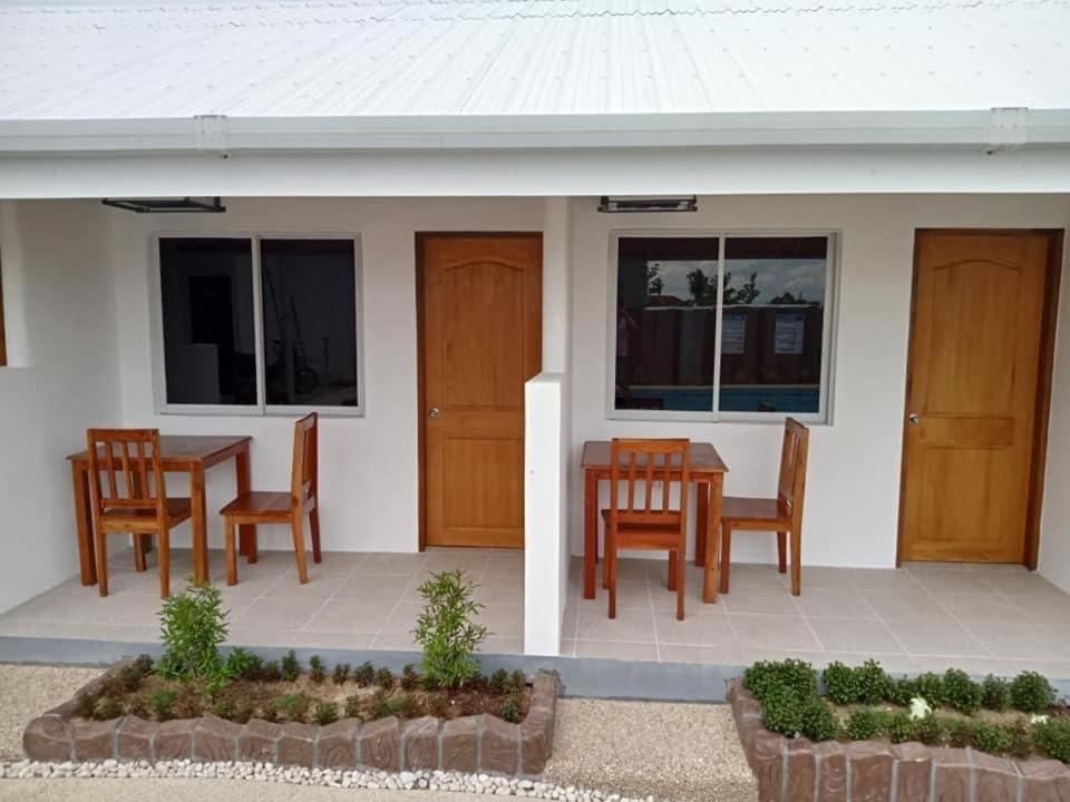 Badi'S Place Moalboal Exterior foto